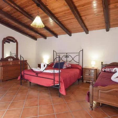 Prázdninový dům 4 Bedroom Stunning In *