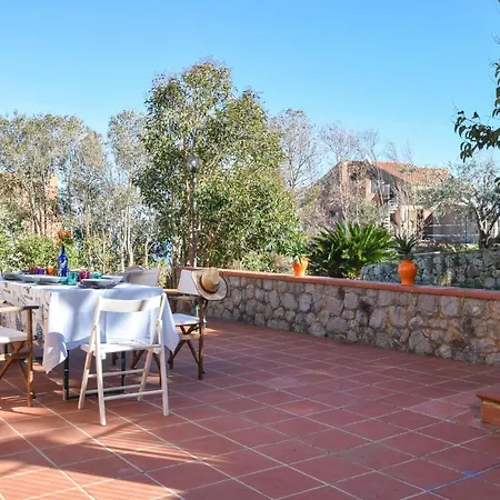 Holiday home 4 Bedroom Stunning In Trabia