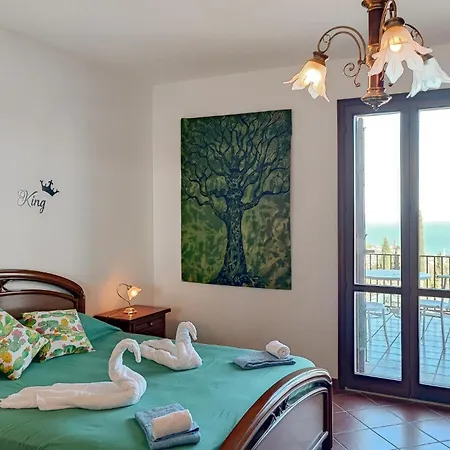 4 Bedroom Stunning In *